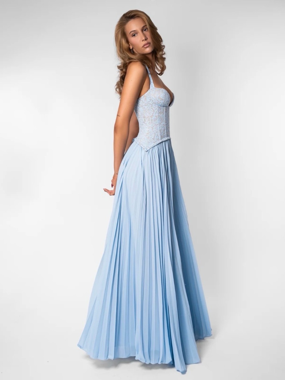 Elegant Light Blue Lace Bodice Halter Evening Dress - Picture 2 of 4